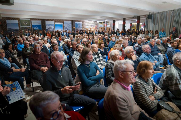 Grande Réunion publique